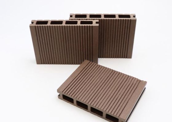 کامپوزیت ضد آب در فضای باز کف پوش WPC نسوز