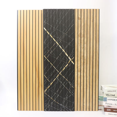 پانل دیواری شیاردار PVC ضد آب ورق PVC روکش دیواری PVC برای اتاق نشیمن اتاق خواب استفاده تجاری پانل دیواری PVC