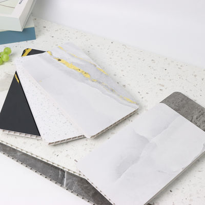 پانل دیواری دوش PVC ضد آب سازگار با محیط زیست با سطح تمیز کردن آسان