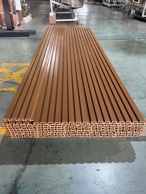 دوامدار ضد آتش بیرونی WPC کامپوزیت Toungue And Groove پانل های دیواری PVC دیواری