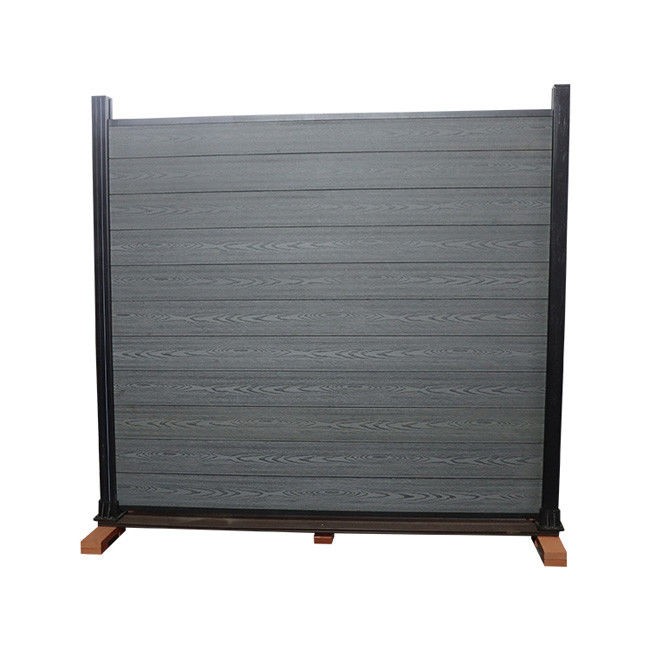 1.8 متر x 1.8 متر Wpc Fence Panels Embossed Co - Extrusion Outdoor Home Boards
