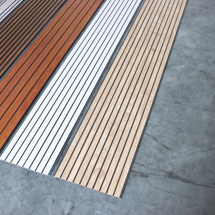 پانل دیواری سقف فلوت دار PVC با نصب آسان مقاوم در برابر رطوبت برای دکوراسیون دیوار سقفی داخلی مدرن